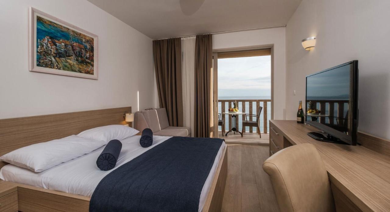 Poseidon The Beach Hotel ブドヴァ エクステリア 写真
